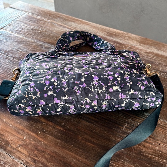 MARC JACOBS LAPTOP MESSENGER BAG CUTE AND UNIQUE - Picture 7 of 14